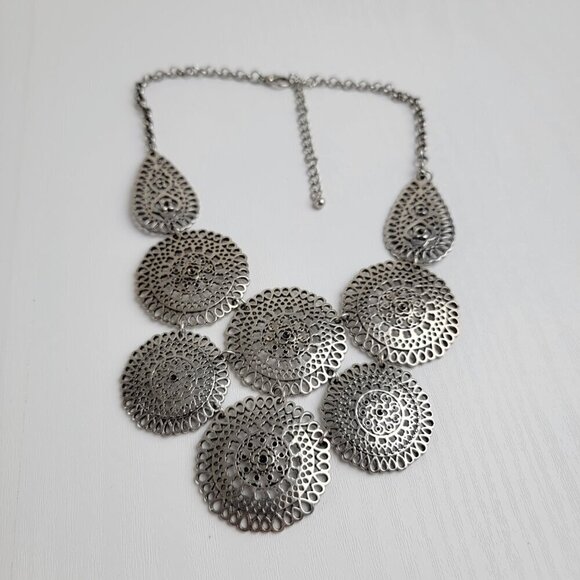 Silver Tone Filigree Circle Link Waterfall Necklace 19 In Lobster Clasp - Picture 2 of 6